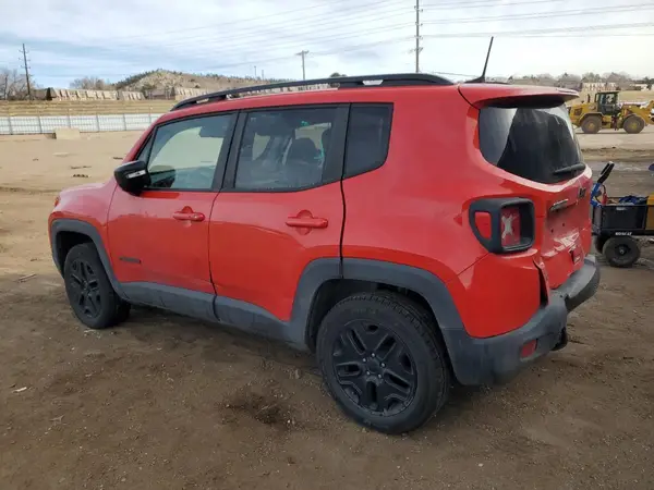 ZACCJBABXJPH59627 2018 JEEP RENEGADE - Image 2