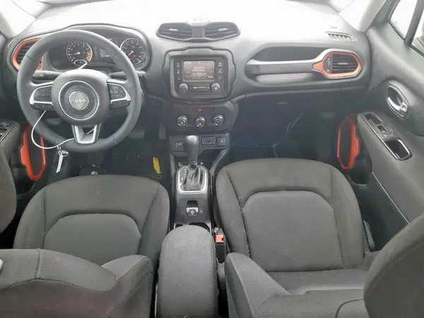 ZACCJBABXJPH64200 2018 JEEP RENEGADE - Image 8