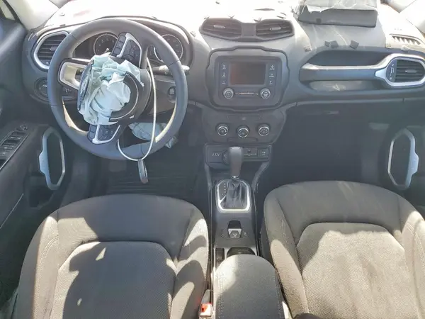 ZACCJBABXJPH95236 2018 JEEP RENEGADE - Image 8