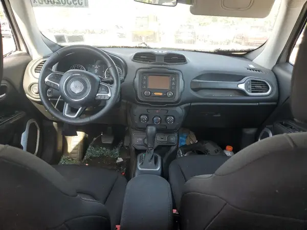 ZACCJBABXJPH97097 2018 JEEP RENEGADE - Image 8