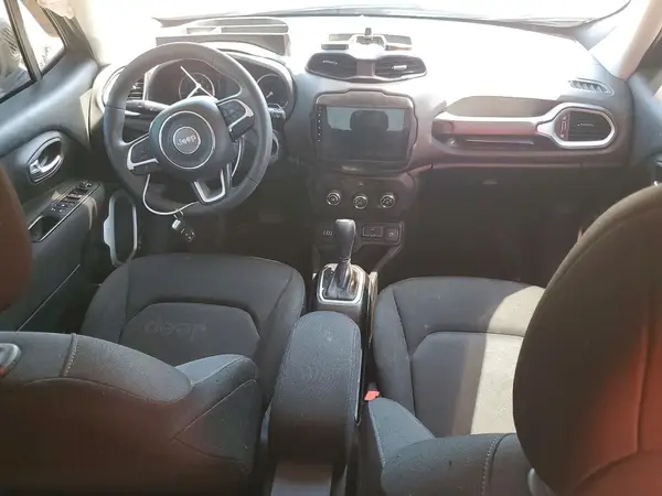 ZACCJBABXJPJ44895 2018 JEEP RENEGADE - Image 8
