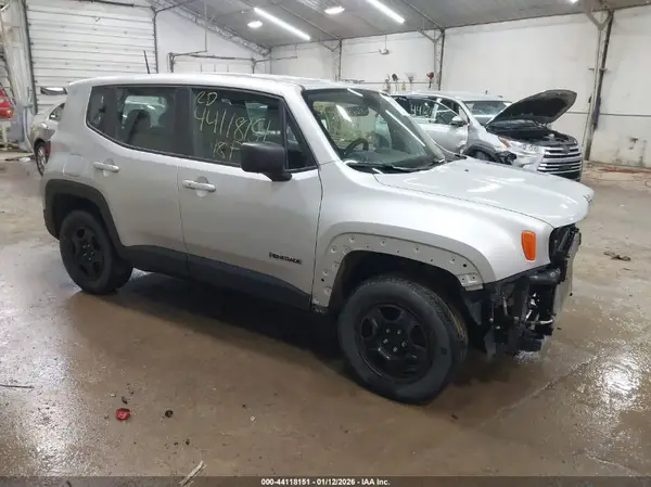 ZACCJBABXJPJ54777 2018 JEEP RENEGADE - Image 1