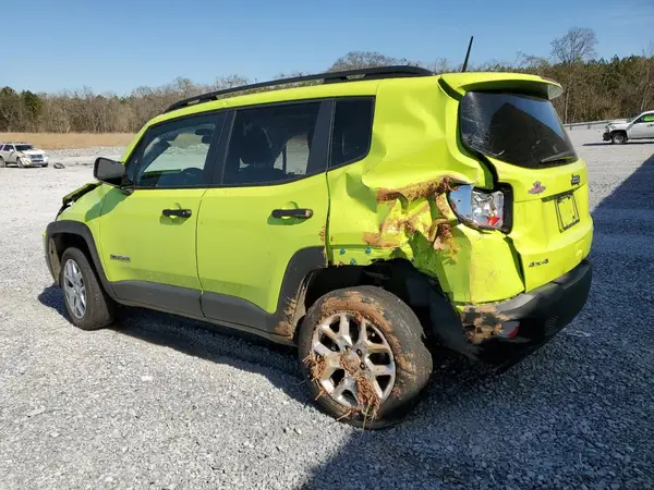 ZACCJBABXJPJ57498 2018 JEEP RENEGADE - Image 2