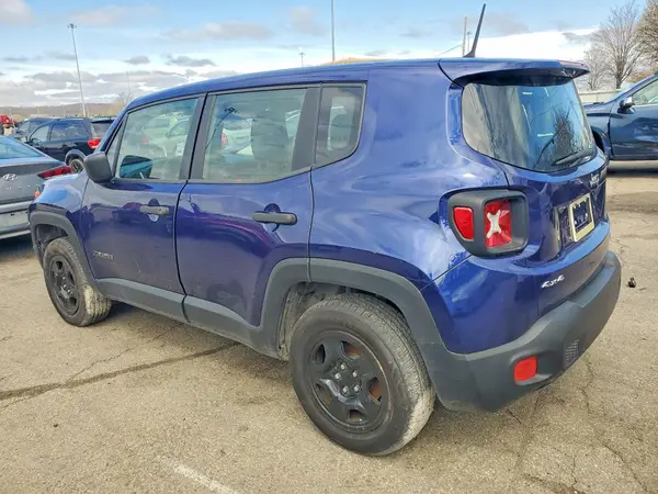 ZACCJBAH0HPF84352 2017 JEEP RENEGADE - Image 2