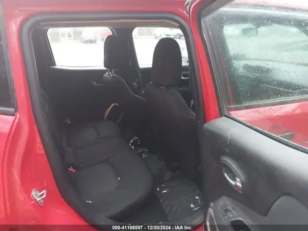 ZACCJBAH1JPH39691 2018 JEEP RENEGADE - Image 8