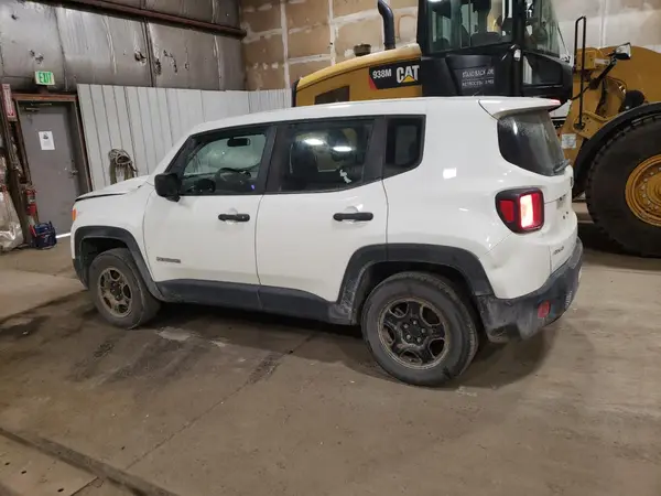 ZACCJBAH3HPF06230 2017 JEEP RENEGADE - Image 2