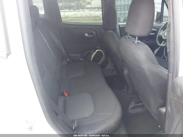 ZACCJBAH3HPG35374 2017 JEEP RENEGADE - Image 8