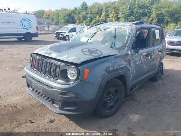 ZACCJBAH4HPF64010 2017 JEEP RENEGADE - Image 2