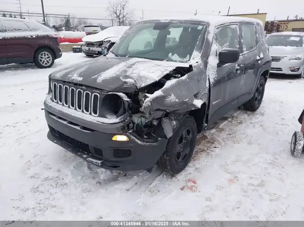 ZACCJBAH6JPH18366 2018 JEEP RENEGADE - Image 2