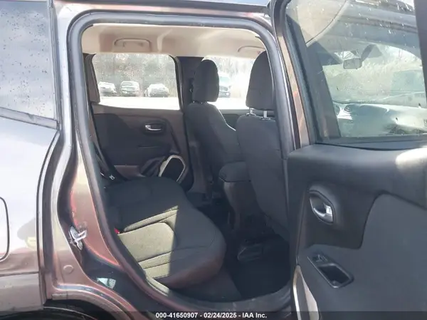 ZACCJBAH7HPF40297 2017 JEEP RENEGADE - Image 8