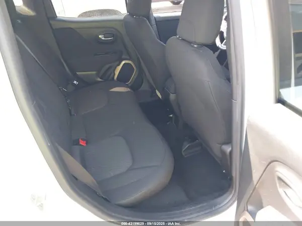 ZACCJBAT0GPD65054 2016 JEEP RENEGADE - Image 8