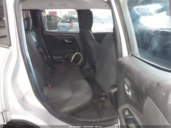 ZACCJBAT0GPE03396 2016 JEEP RENEGADE - Image 8