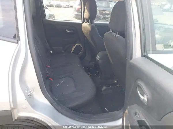 ZACCJBAT1GPD14162 2016 JEEP RENEGADE - Image 8