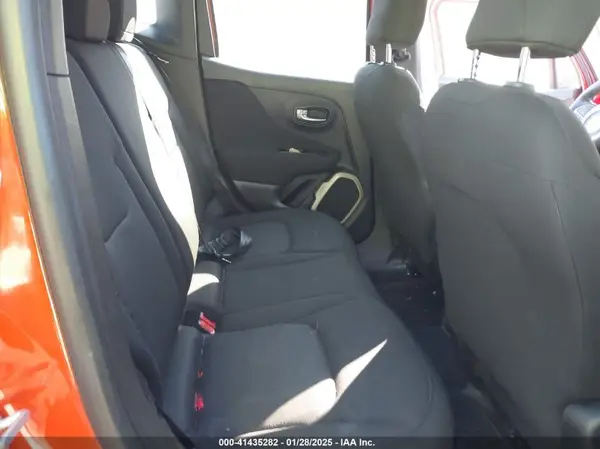 ZACCJBAT1GPD65015 2016 JEEP RENEGADE - Image 8
