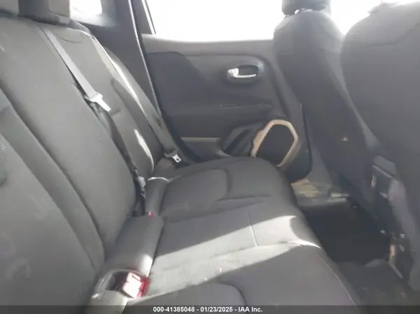 ZACCJBAT1GPE00779 2016 JEEP RENEGADE - Image 8