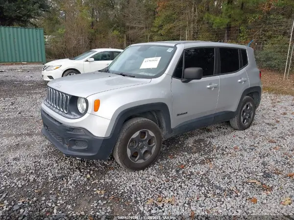 ZACCJBAT2GPC80037 2016 JEEP RENEGADE - Image 2