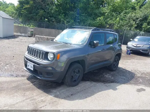ZACCJBAT2GPD12775 2016 JEEP RENEGADE - Image 2