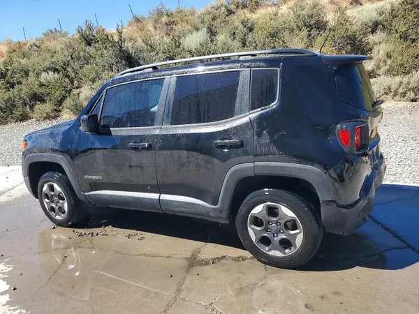 ZACCJBAT2GPD42259 2016 JEEP RENEGADE - Image 2