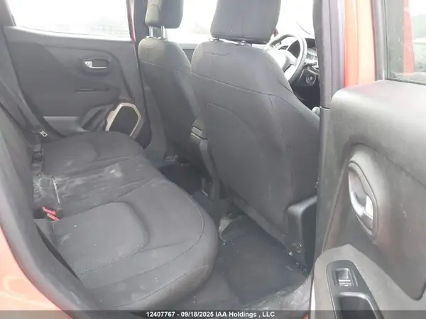 ZACCJBAT2GPE24122 2016 JEEP RENEGADE - Image 8