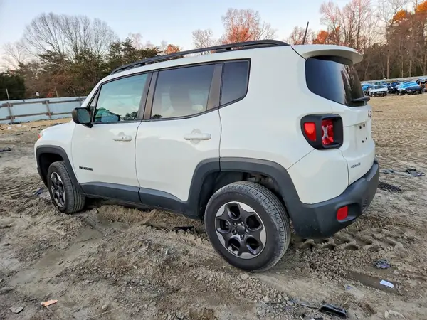 ZACCJBAT2GPE32351 2016 JEEP RENEGADE - Image 2