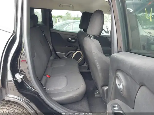 ZACCJBAT3GPC77907 2016 JEEP RENEGADE - Image 8