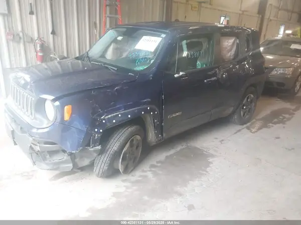 ZACCJBAT4GPD45986 2016 JEEP RENEGADE - Image 2