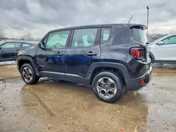 ZACCJBAT4GPD48581 2016 JEEP RENEGADE - Image 2