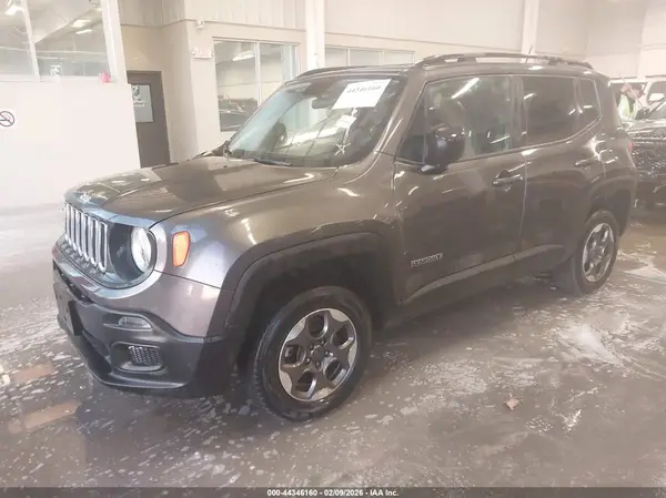 ZACCJBAT4GPD89597 2016 JEEP RENEGADE - Image 2