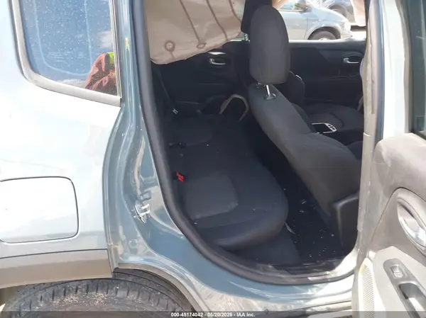 ZACCJBAT5GPE16628 2016 JEEP RENEGADE - Image 8