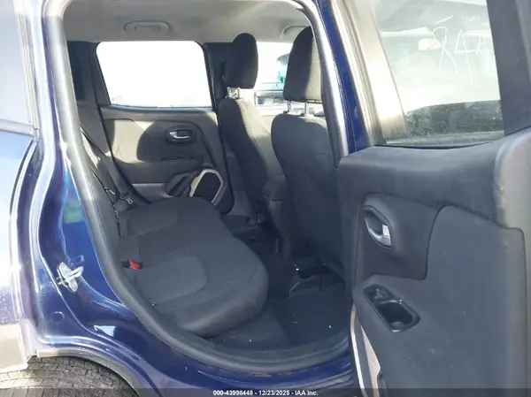 ZACCJBAT5GPE28889 2016 JEEP RENEGADE - Image 8