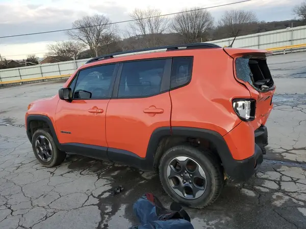 ZACCJBAT6GPC81935 2016 JEEP RENEGADE - Image 2