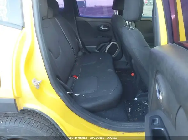 ZACCJBAT6GPD13928 2016 JEEP RENEGADE - Image 8
