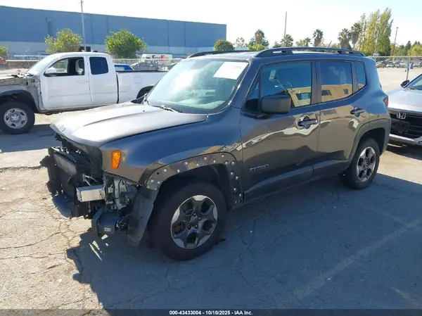 ZACCJBAT6GPD60179 2016 JEEP RENEGADE - Image 2
