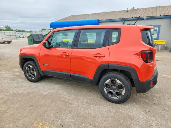 ZACCJBAT7GPC55828 2016 JEEP RENEGADE - Image 2