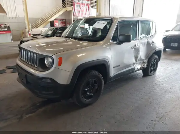 ZACCJBAT7GPE29249 2016 JEEP RENEGADE - Image 2