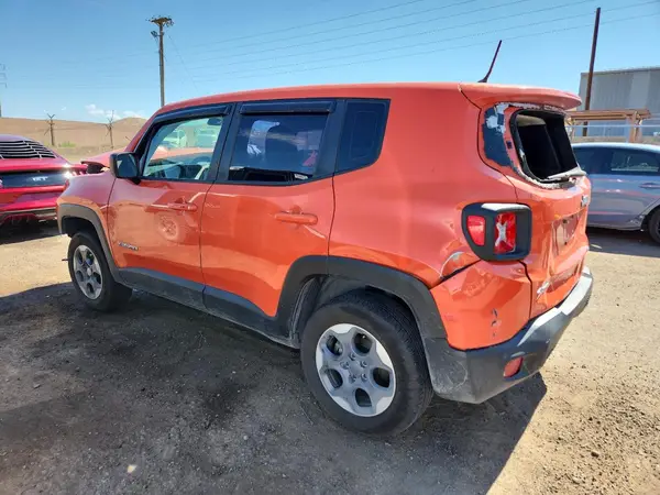 ZACCJBAT8GPC55840 2016 JEEP RENEGADE - Image 2