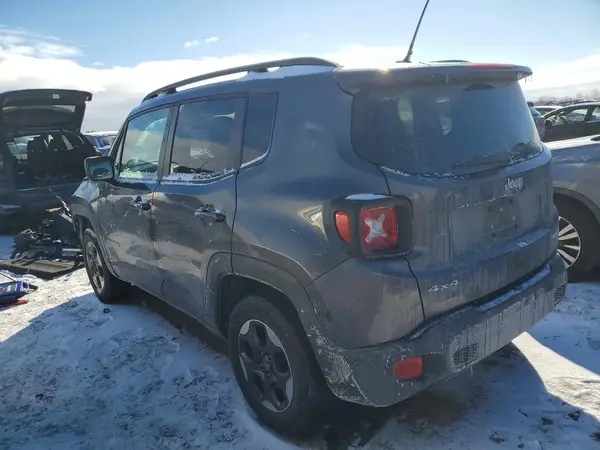 ZACCJBAT8GPE37134 2016 JEEP RENEGADE - Image 2