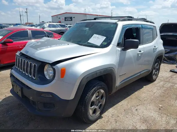 ZACCJBAT9GPD60595 2016 JEEP RENEGADE - Image 2