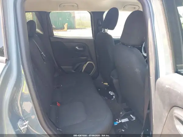 ZACCJBAT9GPE17202 2016 JEEP RENEGADE - Image 8