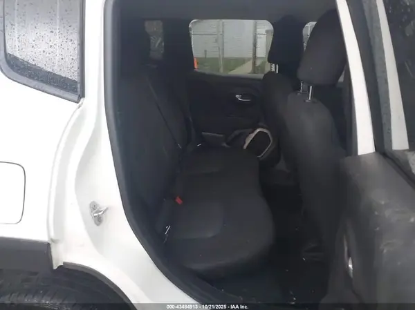 ZACCJBATXGPC95935 2016 JEEP RENEGADE - Image 8