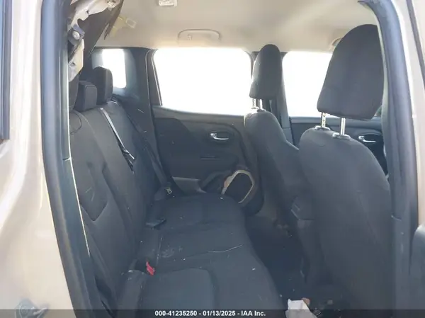ZACCJBATXGPD39528 2016 JEEP RENEGADE - Image 8