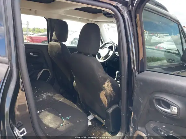 ZACCJBATXGPD70973 2016 JEEP RENEGADE - Image 8