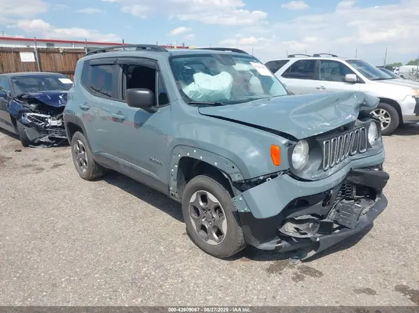 ZACCJBATXGPE14289 2016 JEEP RENEGADE - Image 1