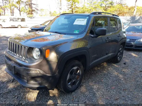 ZACCJBATXGPE36888 2016 JEEP RENEGADE - Image 2