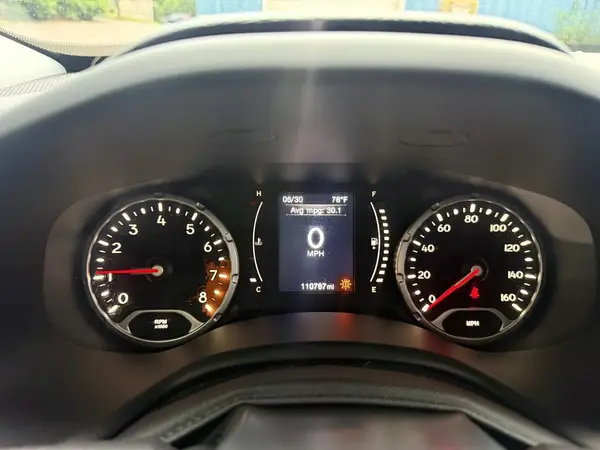 ZACCJBAW0GPC74487 2016 JEEP RENEGADE - Image 8