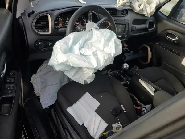 ZACCJBAW3GPD00032 2016 JEEP RENEGADE - Image 8
