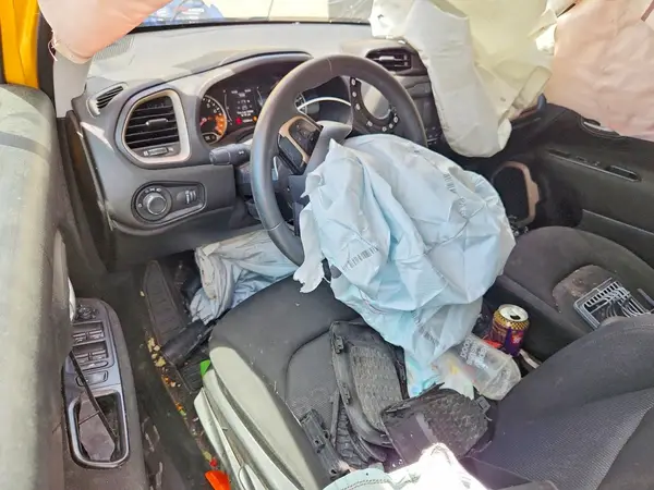 ZACCJBAW3GPD03366 2016 JEEP RENEGADE - Image 8