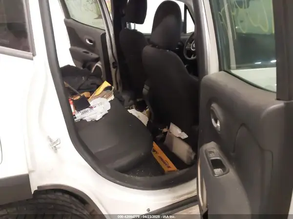 ZACCJBAW3GPD15601 2016 JEEP RENEGADE - Image 8
