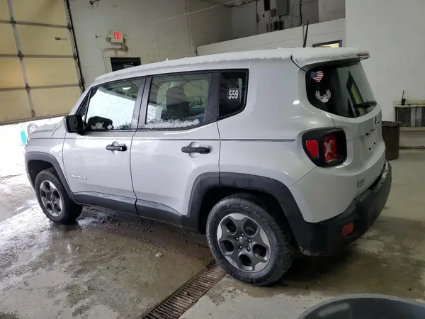 ZACCJBAW5GPD85665 2016 JEEP RENEGADE - Image 2