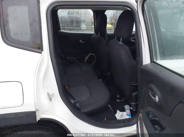 ZACCJBAW8GPC51653 2016 JEEP RENEGADE - Image 8